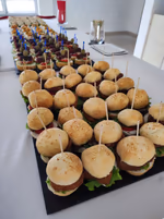 Cocktail bites & canapés 8