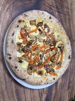 Bijela pizza sa piletinom